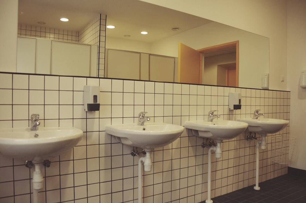 Saare Automatic Hostel Pärnu Værelse billede